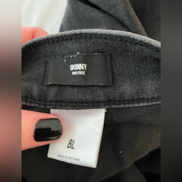 Express Skinny Mid Rise - Picture 3 of 3